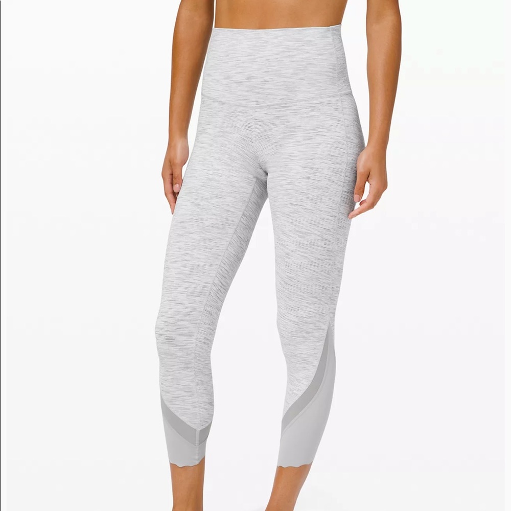 Lulu high waisted size 2